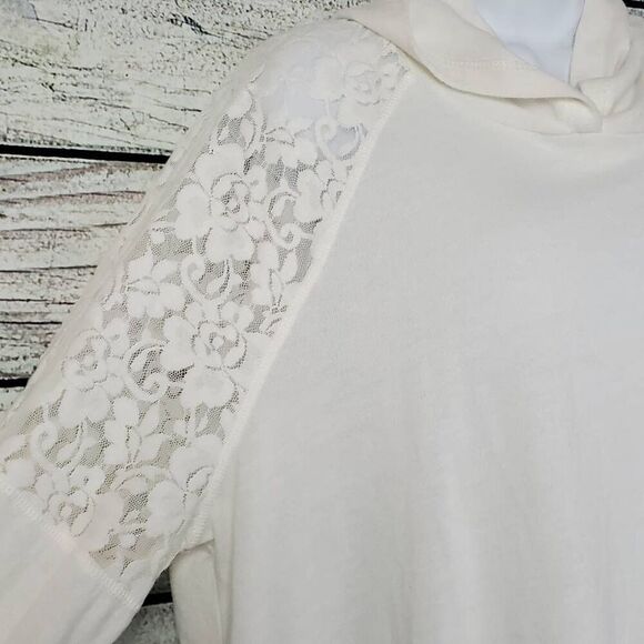 Soleillee Women’s 2X White Long Sleeve Hoodie Lace Shoulder Pullover Plus Size T - Picture 2 of 5